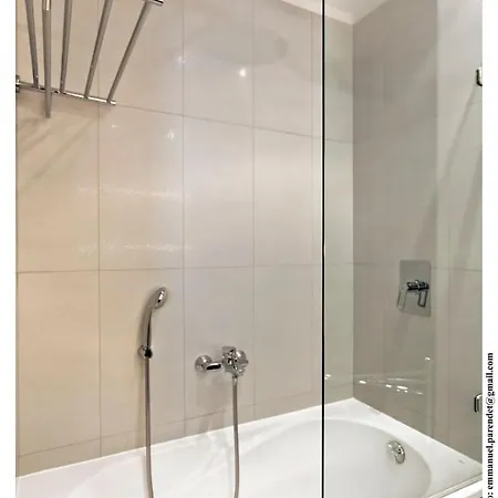 Ref 761 - Croisette - Sea View For Rent * Κάννες